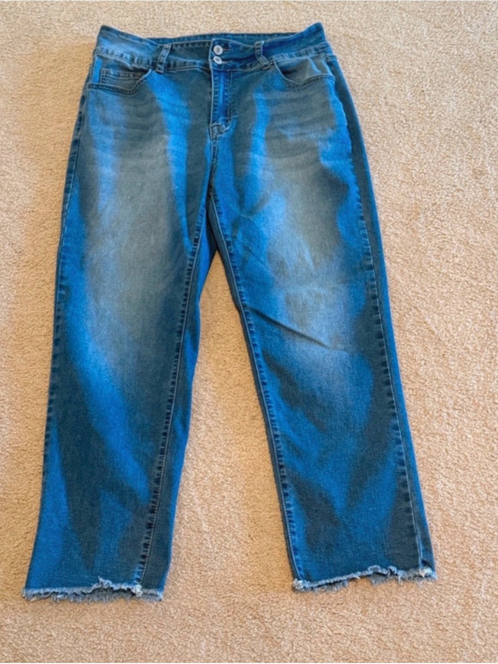 Women’s High Rise Double Button Raw Hem Straight Leg Jeans Size Large